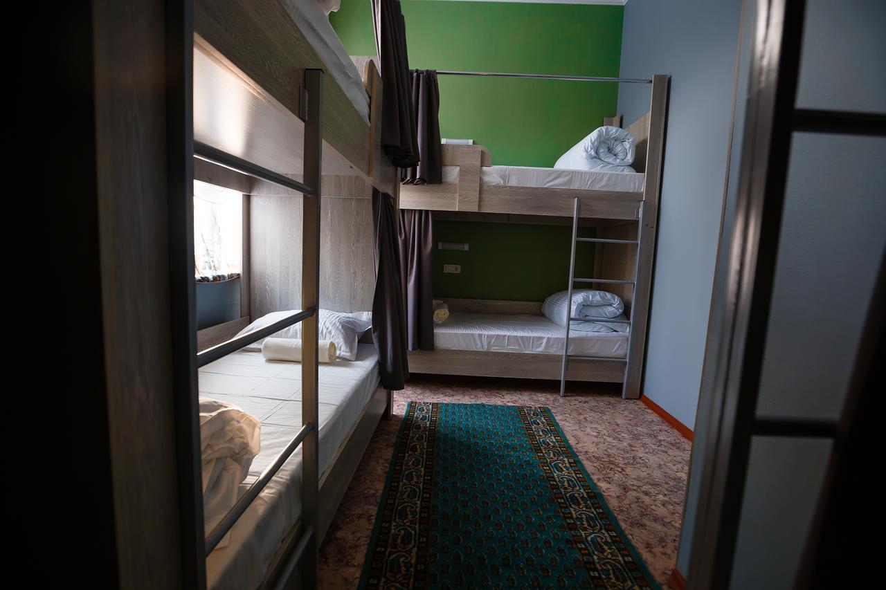Mountain Road Hostel Ałma Ata Zewnętrze zdjęcie