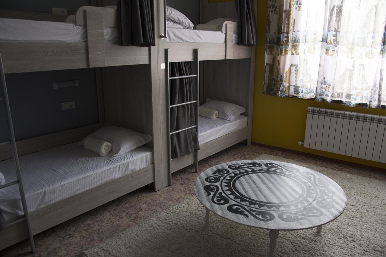 Mountain Road Hostel Ałma Ata Zewnętrze zdjęcie